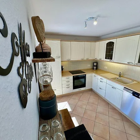 Kuestenliebe Direkt Am Mit Eingez Garten Apartment *