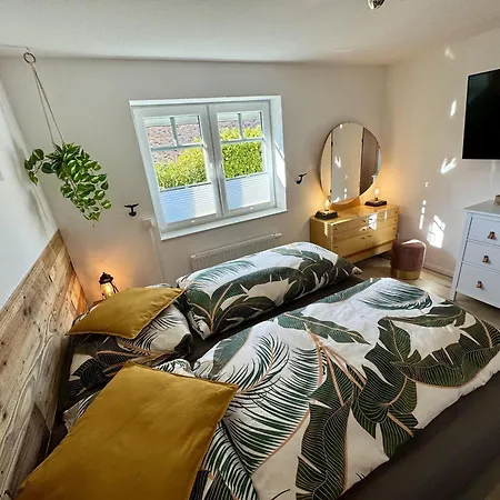 Apartment Kuestenliebe Direkt Am Mit Eingez Garten Schonberger Strand